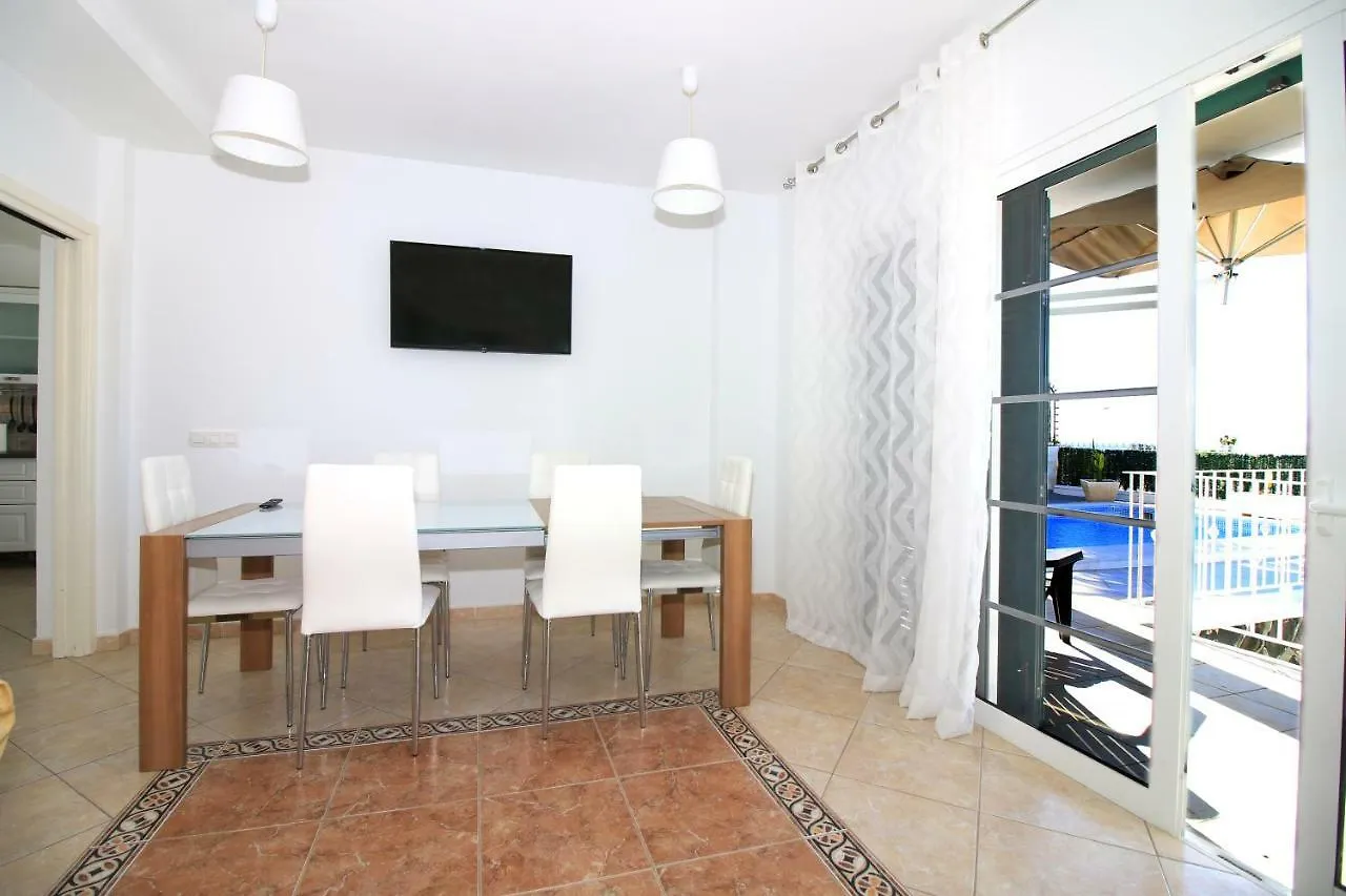 Villa Nina Callao Salvaje